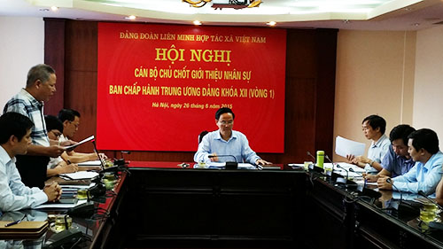 gioithieunhansu2662015